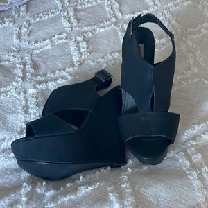 Steve Madden wedges
